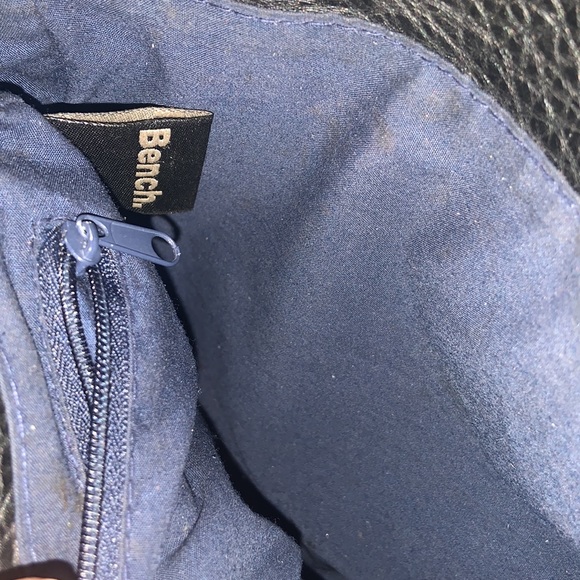 BENCH CROSSBODY - Picture 2 of 2